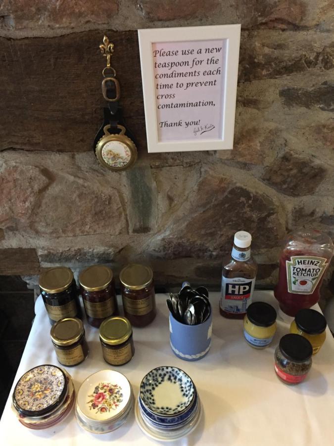 Borderers Inn Brecon Dış mekan fotoğraf